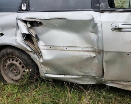 Серый Шевроле Лачетти, объемом двигателя 1.8 л и пробегом 250 тыс. км за 1400 $, фото 5 на Automoto.ua