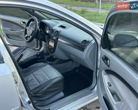 Сірий Шевроле Лачетті, об'ємом двигуна 1.8 л та пробігом 231 тис. км за 3900 $, фото 14 на Automoto.ua