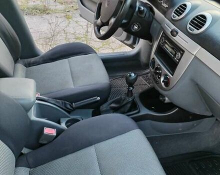 Серый Шевроле Лачетти, объемом двигателя 1.6 л и пробегом 240 тыс. км за 4400 $, фото 24 на Automoto.ua