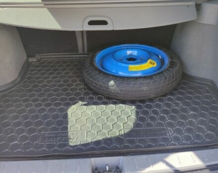 Серый Шевроле Лачетти, объемом двигателя 1.8 л и пробегом 204 тыс. км за 4500 $, фото 4 на Automoto.ua