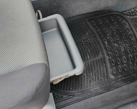 Серый Шевроле Лачетти, объемом двигателя 1.6 л и пробегом 240 тыс. км за 4400 $, фото 31 на Automoto.ua