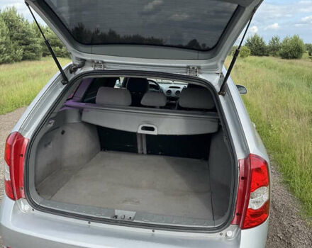 Серый Шевроле Лачетти, объемом двигателя 1.6 л и пробегом 227 тыс. км за 4100 $, фото 8 на Automoto.ua