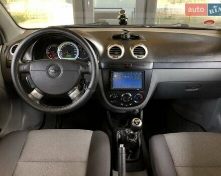 Серый Шевроле Лачетти, объемом двигателя 1.6 л и пробегом 168 тыс. км за 4500 $, фото 3 на Automoto.ua