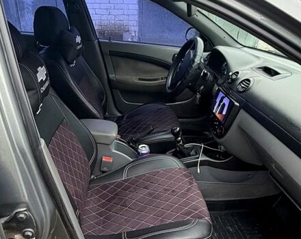 Серый Шевроле Лачетти, объемом двигателя 1.8 л и пробегом 190 тыс. км за 4800 $, фото 6 на Automoto.ua