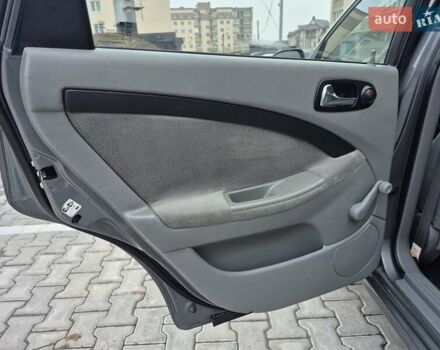 Серый Шевроле Лачетти, объемом двигателя 1.8 л и пробегом 52 тыс. км за 7500 $, фото 49 на Automoto.ua