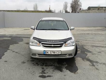 Серый Шевроле Лачетти, объемом двигателя 1.82 л и пробегом 222 тыс. км за 2999 $, фото 1 на Automoto.ua