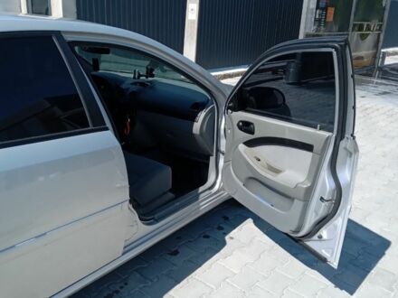 Серый Шевроле Лачетти, объемом двигателя 1.4 л и пробегом 200 тыс. км за 3650 $, фото 1 на Automoto.ua