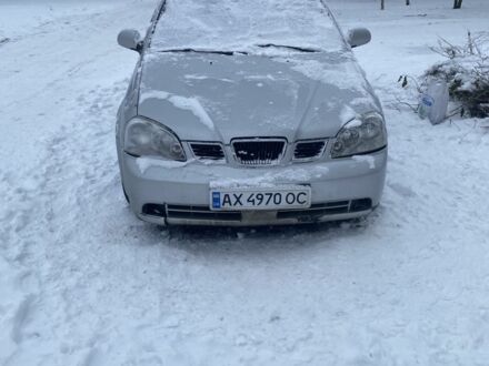 Сірий Шевроле Лачетті, об'ємом двигуна 1.8 л та пробігом 3 тис. км за 2000 $, фото 1 на Automoto.ua