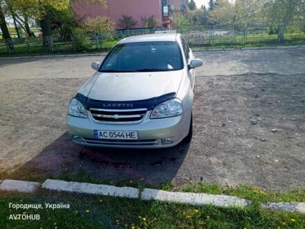 Шевроле Лачетті 2004 у Березне на Automoto.ua Сірий Шевроле Лачетті, об'ємом двигуна 1.6 л та пробігом 180 тис. км за 3800 $, фото 1 на Automoto.ua