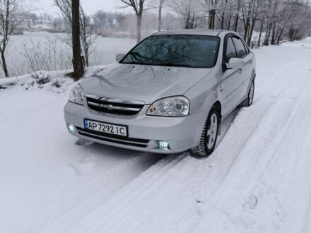 Серый Шевроле Лачетти, объемом двигателя 1.8 л и пробегом 220 тыс. км за 3999 $, фото 1 на Automoto.ua