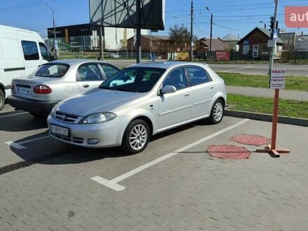 Шевроле Лачетти 2004 в Белой Церкве на Automoto.ua Серый Шевроле Лачетти, объемом двигателя 1.8 л и пробегом 146 тыс. км за 4999 $, фото 1 на Automoto.ua