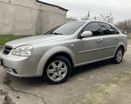 Серый Шевроле Лачетти, объемом двигателя 1.8 л и пробегом 294 тыс. км за 3900 $, фото 1 на Automoto.ua