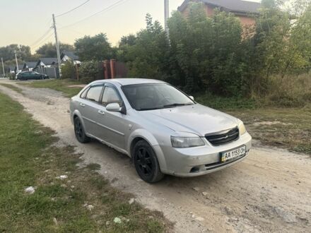 Сірий Шевроле Лачетті, об'ємом двигуна 1.6 л та пробігом 250 тис. км за 1550 $, фото 1 на Automoto.ua