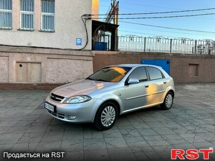 Шевроле Лачетті 2005 у Первомайськ на Automoto.ua Сірий Шевроле Лачетті, об'ємом двигуна 18 л та пробігом 283 тис. км за 4000 $, фото 1 на Automoto.ua