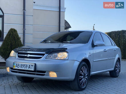 Шевроле Лачетті 2005 у Дунаевцах на Automoto.ua Сірий Шевроле Лачетті, об'ємом двигуна 1.8 л та пробігом 207 тис. км за 2999 $, фото 1 на Automoto.ua