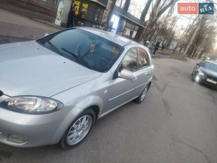 Шевроле Лачетти 2005 в Запорожье на Automoto.ua Серый Шевроле Лачетти, объемом двигателя 1.8 л и пробегом 300 тыс. км за 4000 $, фото 1 на Automoto.ua