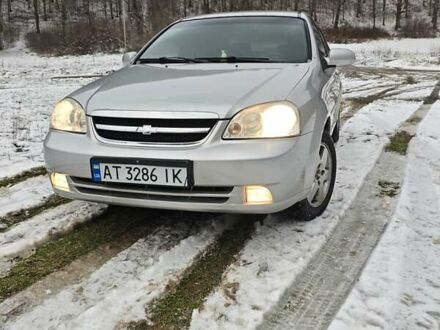 Серый Шевроле Лачетти, объемом двигателя 1.8 л и пробегом 165 тыс. км за 4000 $, фото 1 на Automoto.ua