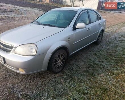 Серый Шевроле Лачетти, объемом двигателя 1.6 л и пробегом 250 тыс. км за 2500 $, фото 1 на Automoto.ua