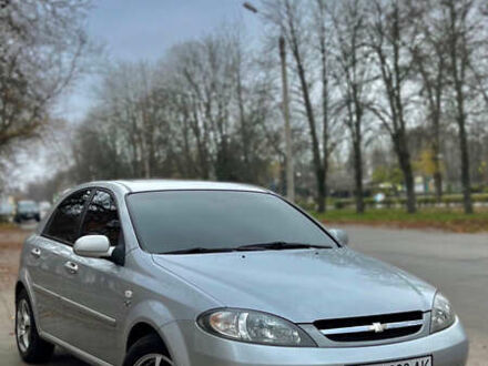 Сірий Шевроле Лачетті, об'ємом двигуна 1.6 л та пробігом 225 тис. км за 4700 $, фото 1 на Automoto.ua