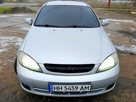 Серый Шевроле Лачетти, объемом двигателя 1.6 л и пробегом 24000 тыс. км за 3950 $, фото 1 на Automoto.ua