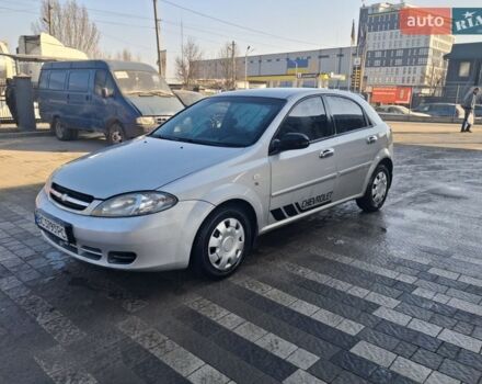 Серый Шевроле Лачетти, объемом двигателя 1.6 л и пробегом 230 тыс. км за 2399 $, фото 1 на Automoto.ua