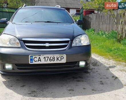 Серый Шевроле Лачетти, объемом двигателя 1.8 л и пробегом 273 тыс. км за 3150 $, фото 1 на Automoto.ua