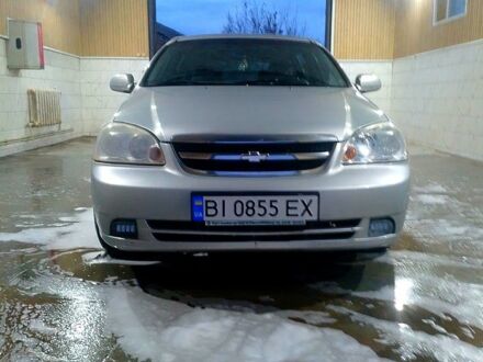 Серый Шевроле Лачетти, объемом двигателя 1.8 л и пробегом 186 тыс. км за 5000 $, фото 1 на Automoto.ua