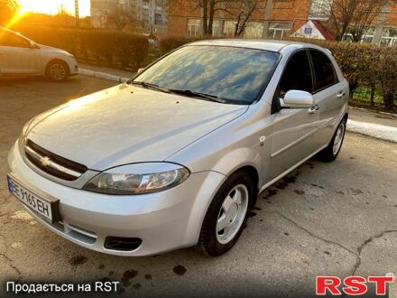 Серый Шевроле Лачетти, объемом двигателя 1.6 л и пробегом 344 тыс. км за 3800 $, фото 1 на Automoto.ua