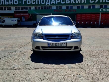 Серый Шевроле Лачетти, объемом двигателя 1.6 л и пробегом 168 тыс. км за 4999 $, фото 1 на Automoto.ua