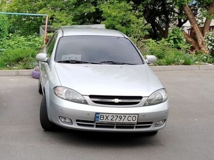 Серый Шевроле Лачетти, объемом двигателя 1.8 л и пробегом 200 тыс. км за 5000 $, фото 1 на Automoto.ua