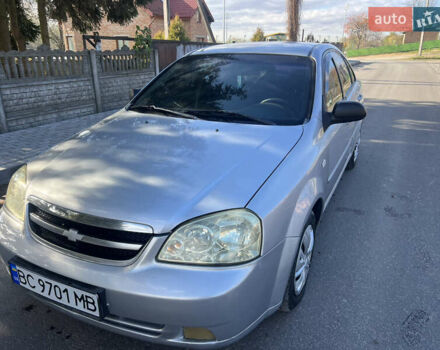 Серый Шевроле Лачетти, объемом двигателя 1.6 л и пробегом 300 тыс. км за 3200 $, фото 1 на Automoto.ua
