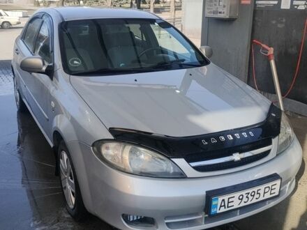 Серый Шевроле Лачетти, объемом двигателя 1.6 л и пробегом 205 тыс. км за 4000 $, фото 1 на Automoto.ua