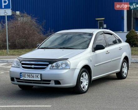 Серый Шевроле Лачетти, объемом двигателя 1.6 л и пробегом 184 тыс. км за 3900 $, фото 1 на Automoto.ua