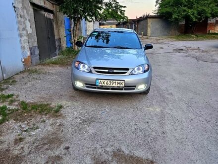 Сірий Шевроле Лачетті, об'ємом двигуна 1.6 л та пробігом 174 тис. км за 5500 $, фото 1 на Automoto.ua