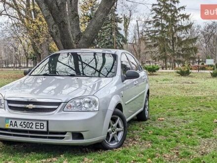 Серый Шевроле Лачетти, объемом двигателя 1.6 л и пробегом 195 тыс. км за 4500 $, фото 1 на Automoto.ua