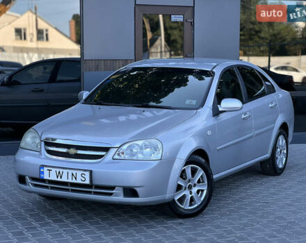 Серый Шевроле Лачетти, объемом двигателя 1.8 л и пробегом 181 тыс. км за 3200 $, фото 1 на Automoto.ua