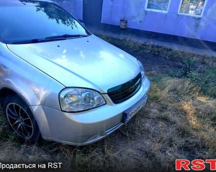 Сірий Шевроле Лачетті, об'ємом двигуна 1.6 л та пробігом 235 тис. км за 3450 $, фото 1 на Automoto.ua
