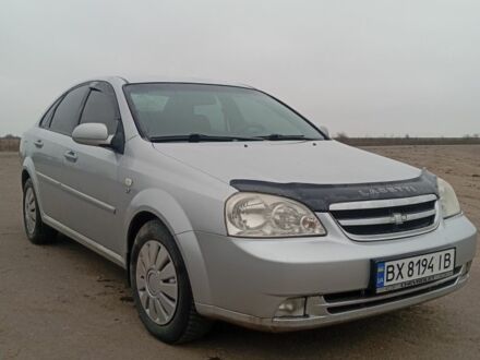 Серый Шевроле Лачетти, объемом двигателя 1.8 л и пробегом 230 тыс. км за 3200 $, фото 1 на Automoto.ua
