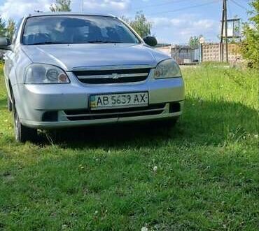 Шевроле Лачетті 2008 у Вінниці на Automoto.ua Сірий Шевроле Лачетті, об'ємом двигуна 1.6 л та пробігом 273 тис. км за 3750 $, фото 1 на Automoto.ua