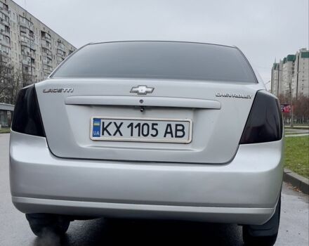 Серый Шевроле Лачетти, объемом двигателя 1.6 л и пробегом 300 тыс. км за 3900 $, фото 1 на Automoto.ua