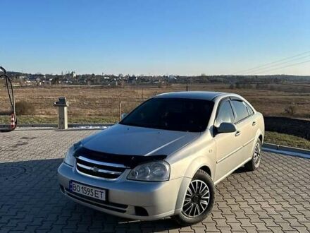 Серый Шевроле Лачетти, объемом двигателя 1.8 л и пробегом 170 тыс. км за 2999 $, фото 1 на Automoto.ua