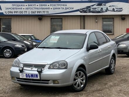 Серый Шевроле Лачетти, объемом двигателя 1.8 л и пробегом 249 тыс. км за 4300 $, фото 1 на Automoto.ua