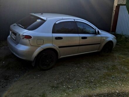 Серый Шевроле Лачетти, объемом двигателя 1.6 л и пробегом 350 тыс. км за 4600 $, фото 1 на Automoto.ua