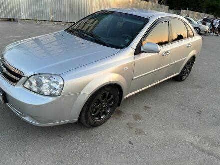 Сірий Шевроле Лачетті, об'ємом двигуна 1.8 л та пробігом 270 тис. км за 4400 $, фото 1 на Automoto.ua