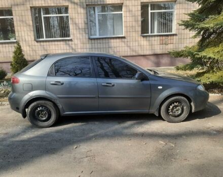 Сірий Шевроле Лачетті, об'ємом двигуна 1.6 л та пробігом 250 тис. км за 5000 $, фото 1 на Automoto.ua