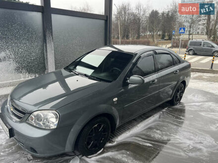 Серый Шевроле Лачетти, объемом двигателя 1.6 л и пробегом 252 тыс. км за 4500 $, фото 1 на Automoto.ua