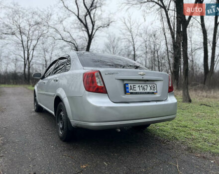 Серый Шевроле Лачетти, объемом двигателя 1.6 л и пробегом 250 тыс. км за 4000 $, фото 1 на Automoto.ua