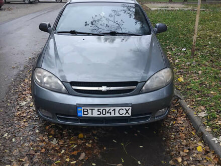 Серый Шевроле Лачетти, объемом двигателя 1.6 л и пробегом 211 тыс. км за 5000 $, фото 1 на Automoto.ua