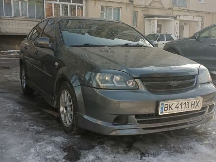 Сірий Шевроле Лачетті, об'ємом двигуна 2 л та пробігом 200 тис. км за 2800 $, фото 1 на Automoto.ua