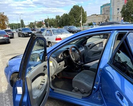 Синий Шевроле Лачетти, объемом двигателя 1.6 л и пробегом 210 тыс. км за 3500 $, фото 5 на Automoto.ua